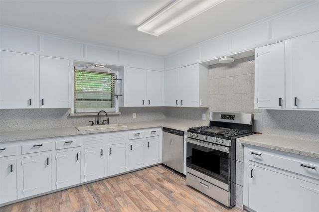 743 Lincoln Drive, Shreveport, LA 71107
