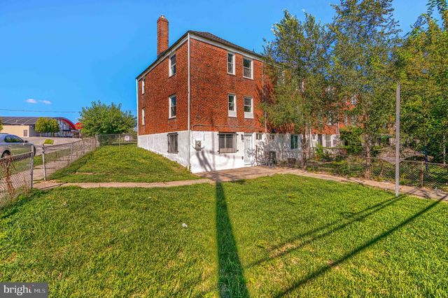 3916 ERDMAN AVE, Baltimore, MD 21213
