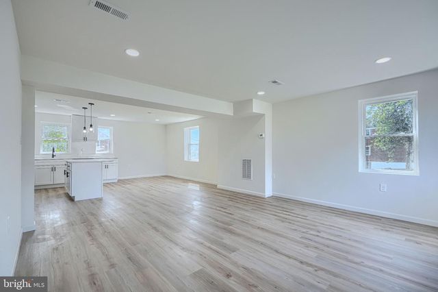 3916 ERDMAN AVE, Baltimore, MD 21213