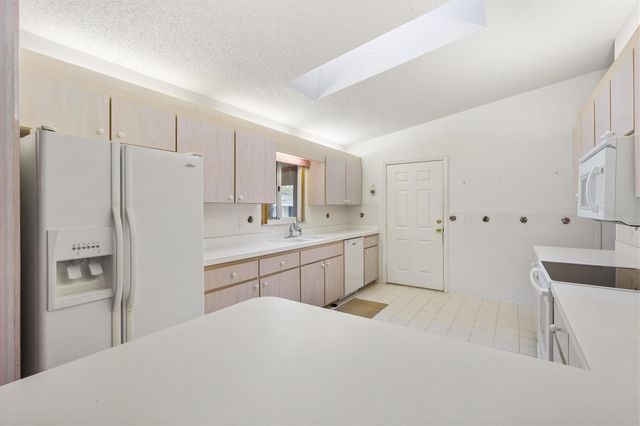 9850 SE 178TH LANE, Summerfield, FL 34491