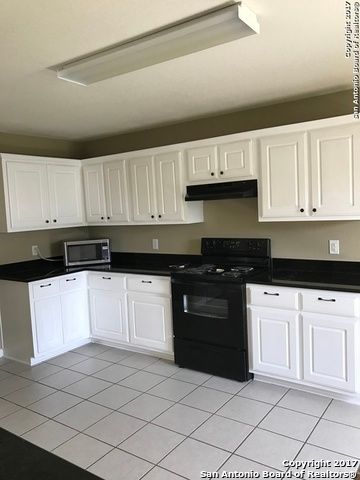 5707 Sandy Cyn, San Antonio, TX 78252