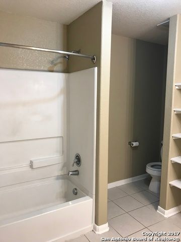 5707 Sandy Cyn, San Antonio, TX 78252