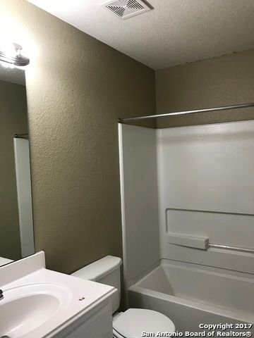 5707 Sandy Cyn, San Antonio, TX 78252