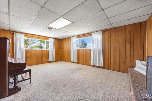 1013 Portal Avenue, Bakersfield, CA 93308
