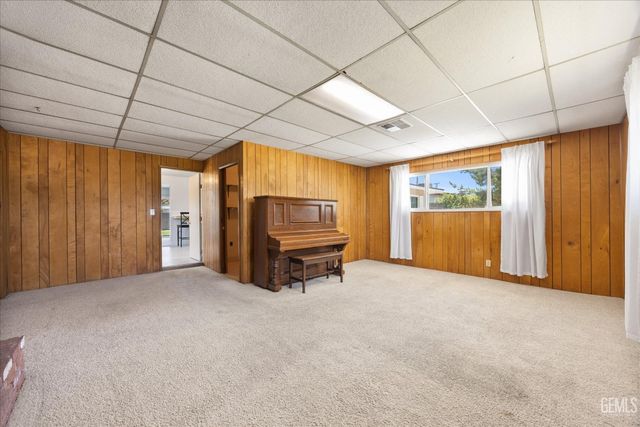 1013 Portal Avenue, Bakersfield, CA 93308