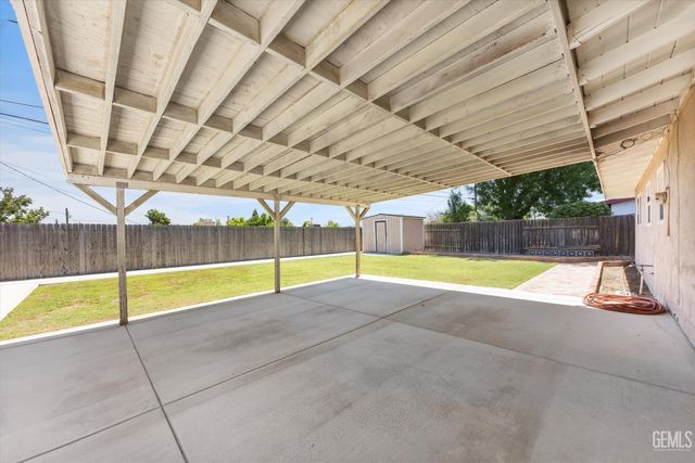 1013 Portal Avenue, Bakersfield, CA 93308