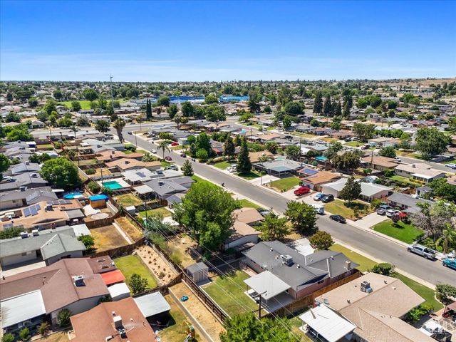 1013 Portal Avenue, Bakersfield, CA 93308