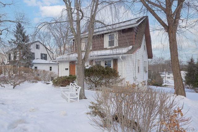 34 Mountainview Avenue, Pearl River, NY 10965