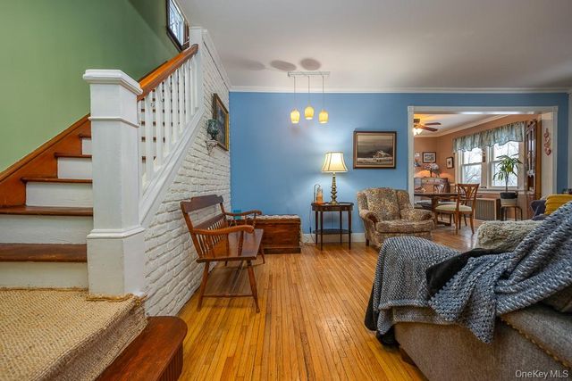 34 Mountainview Avenue, Pearl River, NY 10965