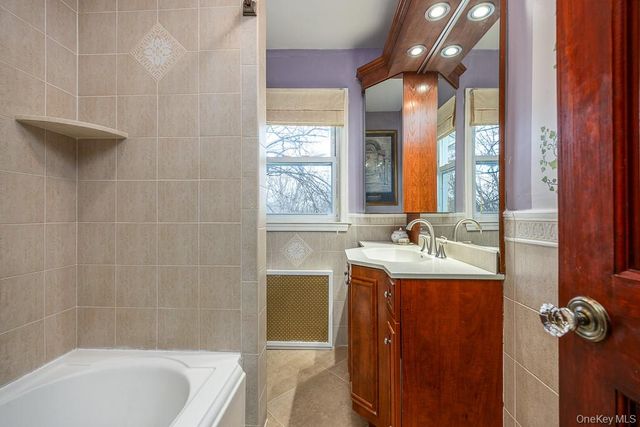 34 Mountainview Avenue, Pearl River, NY 10965