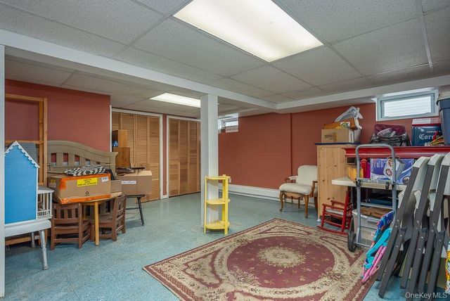 34 Mountainview Avenue, Pearl River, NY 10965