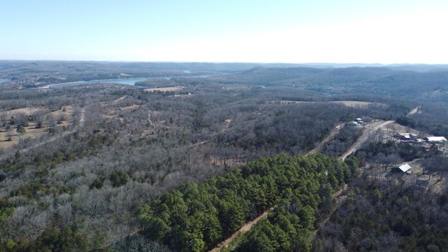 123 Fossil Cove Road, Cape Fair, MO 65624