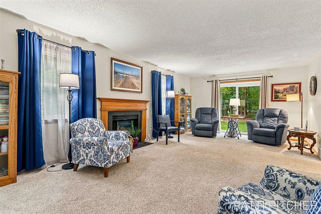 13369 Forest Park Drive, Grand Haven, MI 49417