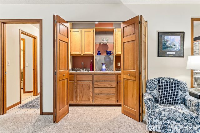 13369 Forest Park Drive, Grand Haven, MI 49417