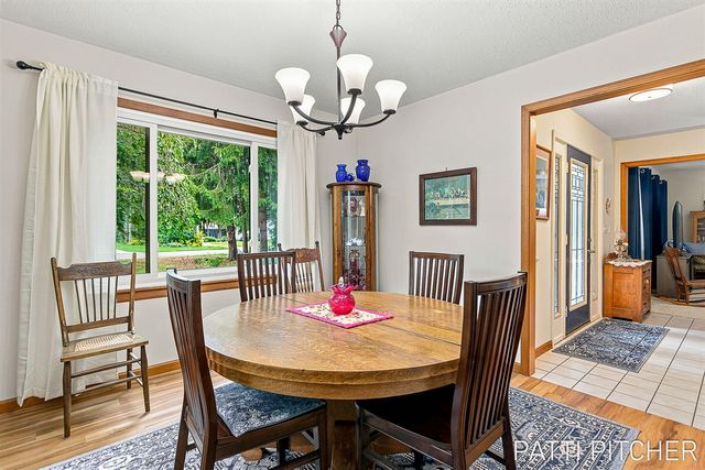 13369 Forest Park Drive, Grand Haven, MI 49417
