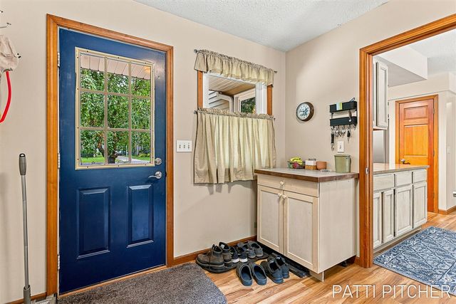 13369 Forest Park Drive, Grand Haven, MI 49417