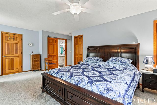 13369 Forest Park Drive, Grand Haven, MI 49417