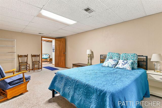 13369 Forest Park Drive, Grand Haven, MI 49417