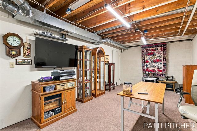 13369 Forest Park Drive, Grand Haven, MI 49417