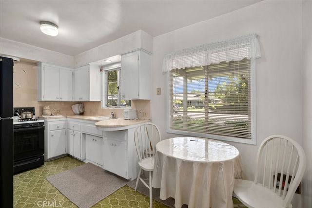 691 N Palm, Upland, CA 91786