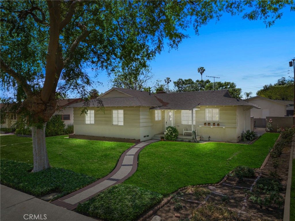691 N Palm, Upland, CA 91786