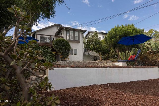 2738 Medlow Avenue, Los Angeles, CA 90065