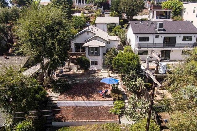 2738 Medlow Avenue, Los Angeles, CA 90065