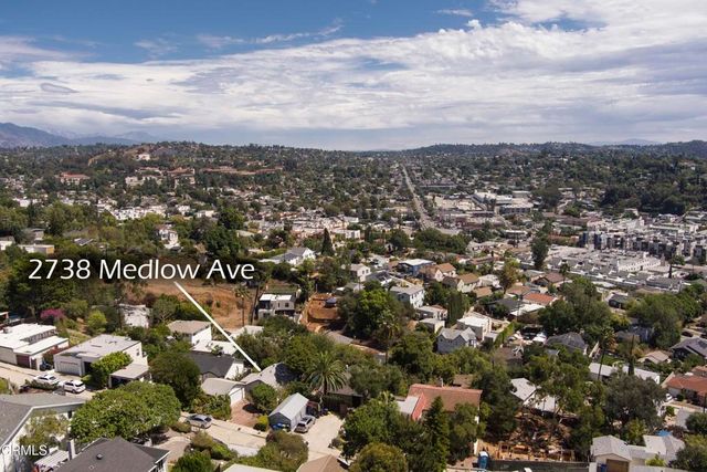 2738 Medlow Avenue, Los Angeles, CA 90065