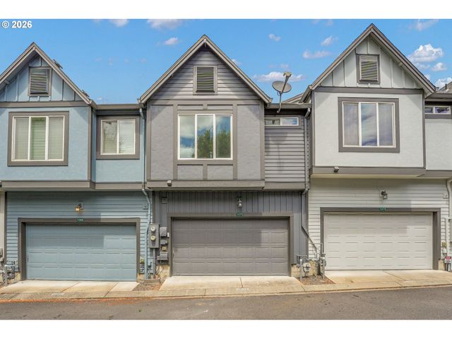 1070 Se NAZOMI Ave, Hillsboro, OR 97123