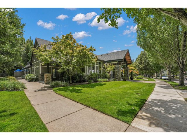 1070 Se NAZOMI Ave, Hillsboro, OR 97123