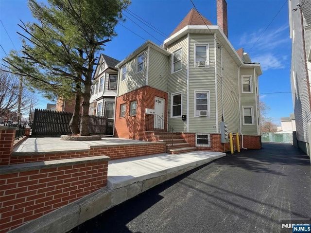 237-239 6th Avenue, Newark, NJ 07107