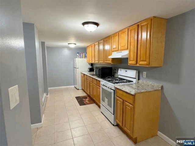 237-239 6th Avenue, Newark, NJ 07107