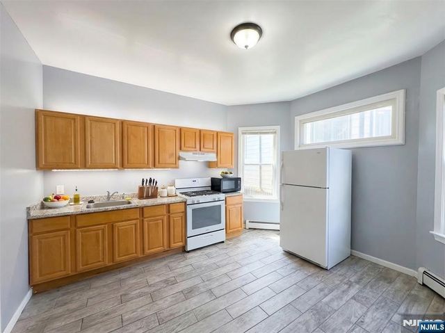 237-239 6th Avenue, Newark, NJ 07107