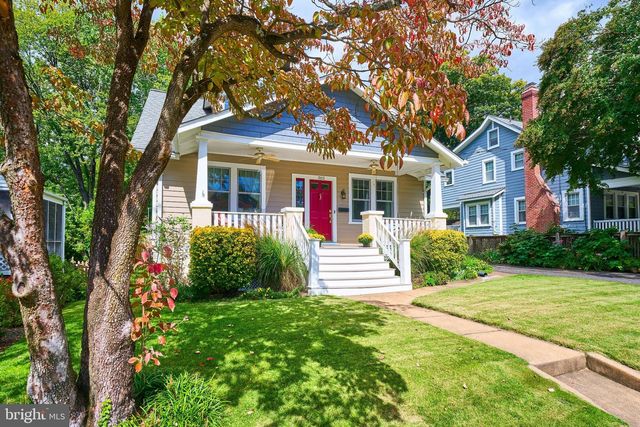 3113 2ND RD N, Arlington, VA 22201