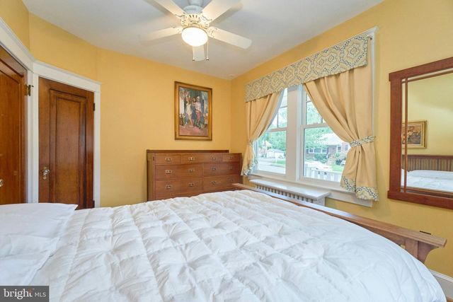 3113 2ND RD N, Arlington, VA 22201