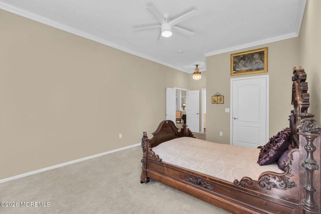 52 Summerwinds Drive, Lakewood, NJ 08701