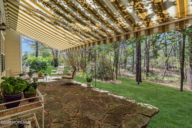 52 Summerwinds Drive, Lakewood, NJ 08701