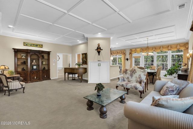 52 Summerwinds Drive, Lakewood, NJ 08701