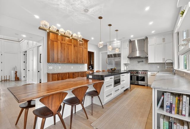 50 Gould Road, Newton, MA 02468