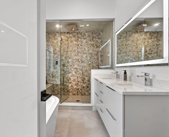 50 Gould Road, Newton, MA 02468