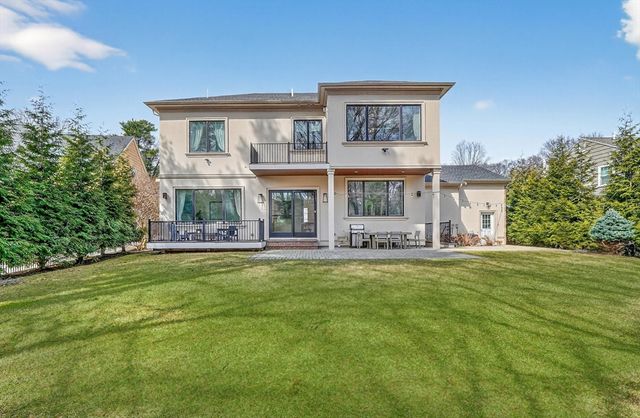 50 Gould Road, Newton, MA 02468