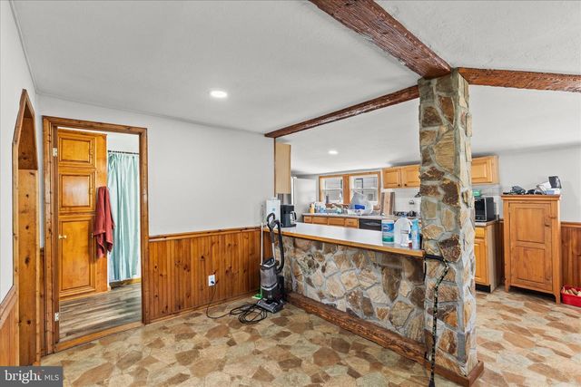4211 CONEWAGO RD, Dover, PA 17315