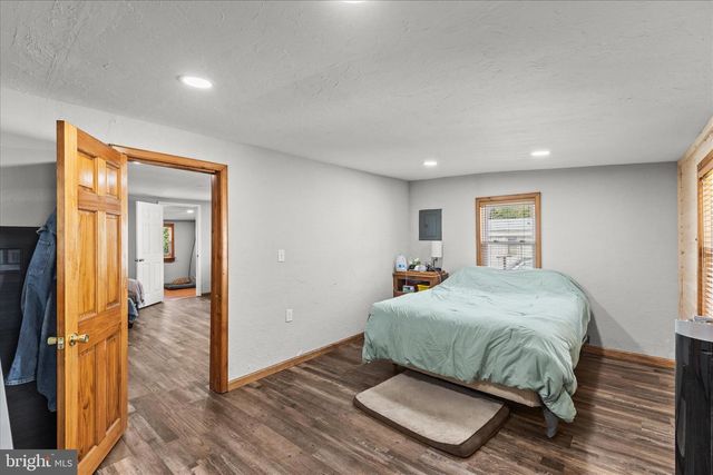 4211 CONEWAGO RD, Dover, PA 17315