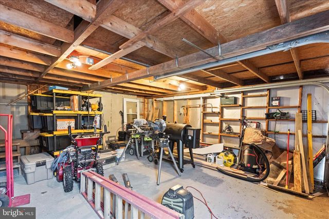 4211 CONEWAGO RD, Dover, PA 17315