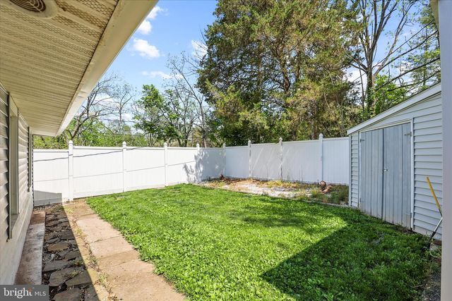 4211 CONEWAGO RD, Dover, PA 17315