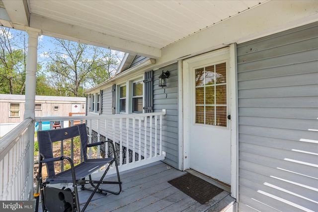 4211 CONEWAGO RD, Dover, PA 17315
