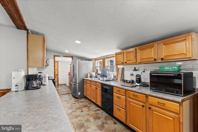4211 CONEWAGO RD, Dover, PA 17315