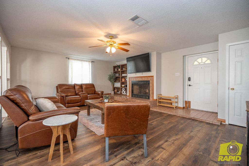 Image 10 of property listing at 110 Kennedy Drive, San Angelo, TX 76905