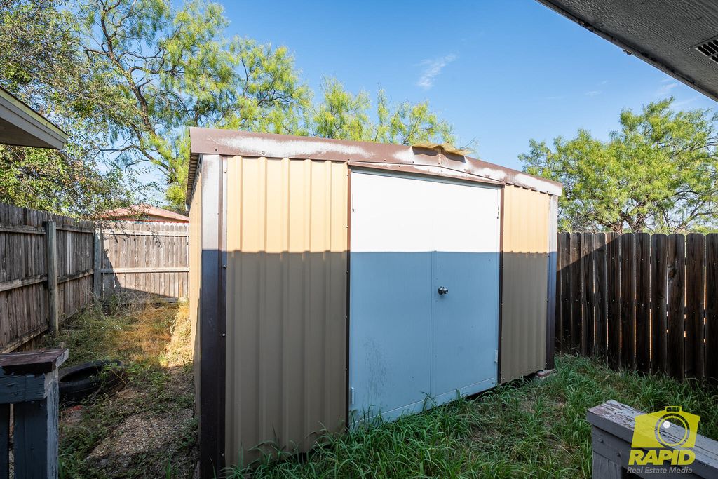 Image 39 of property listing at 110 Kennedy Drive, San Angelo, TX 76905