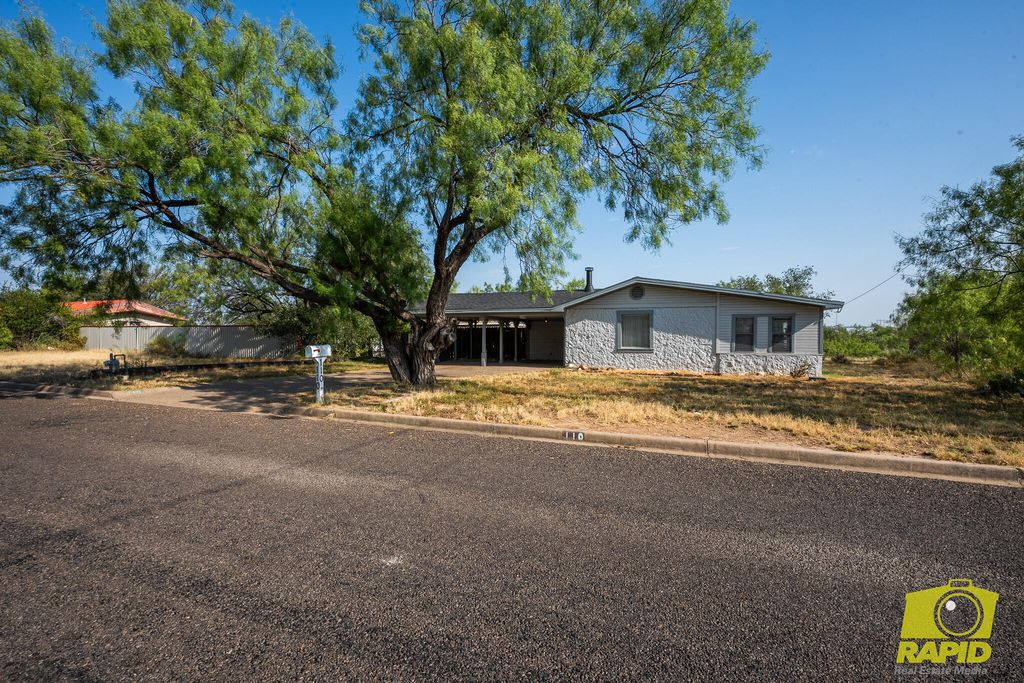 Image 4 of property listing at 110 Kennedy Drive, San Angelo, TX 76905